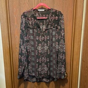 Gently used Maurices sz 3x Bohemian Button Shirt!